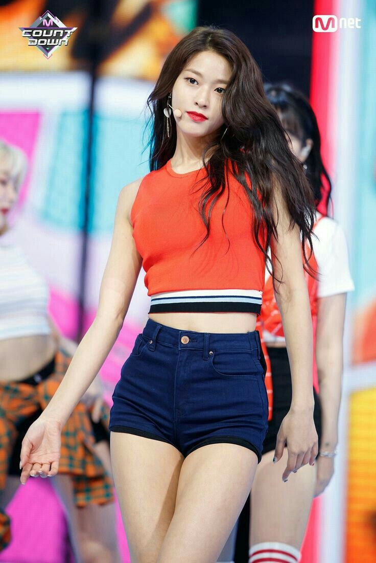 Thời hoàng kim của Seolhyun đã qua (ảnh: Kpopping)