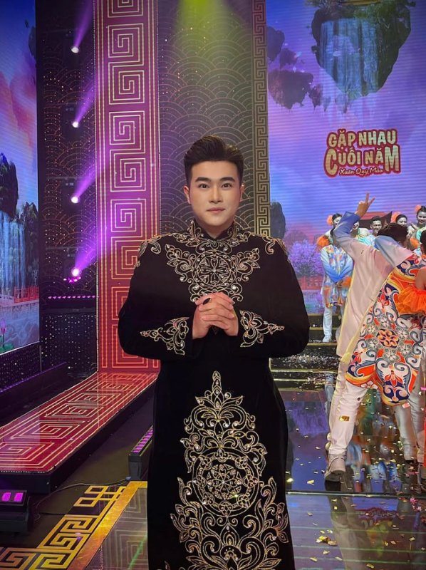 Minh Quân bén duyên với Táo Quân từ năm 2013, theo lời gợi ý của NSND Xuân Bắc (ảnh: FB)