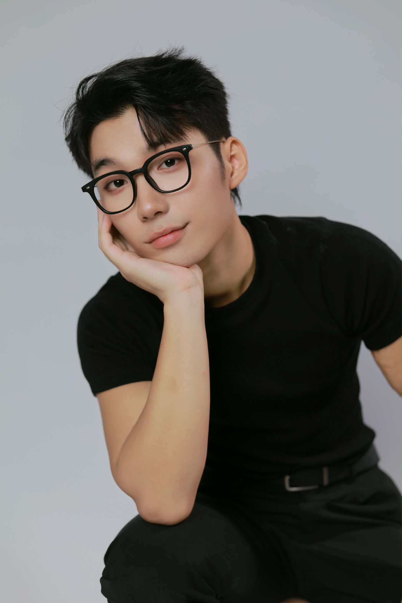 Ngoại hình điển trai của tân Nam vương. Ảnh: NVCC