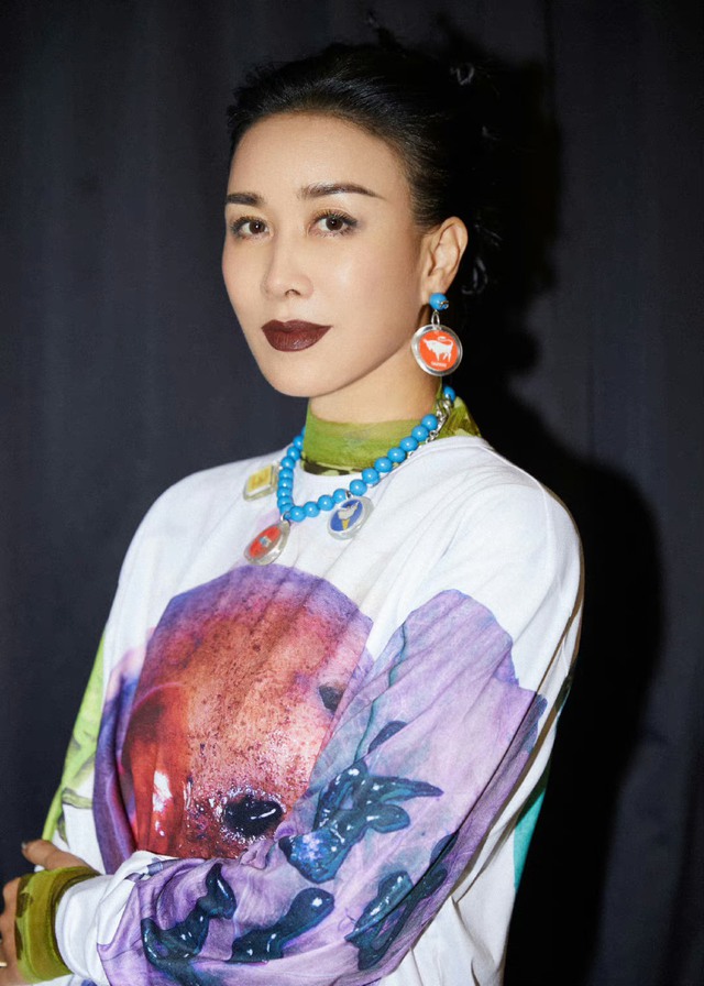 Na Anh bị tẩy chay vì loạt phát ngôn, hành vi khiếm nhã trên MXH (ảnh: Weibo)