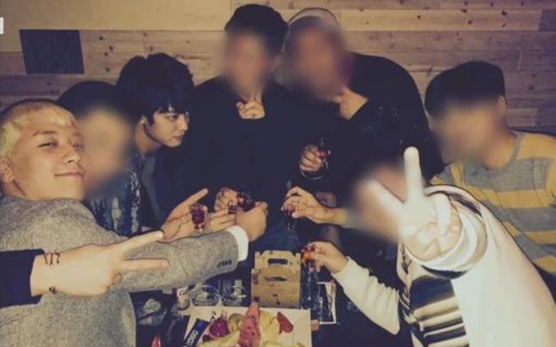 Năm 2024, phim tài liệu Burning Sun: Exposing the Secret Kpop Chat Groups do BBC thực hiện tiếp tục khoét sâu hình ảnh đen tối của Seungri (ảnh cap màn hình)