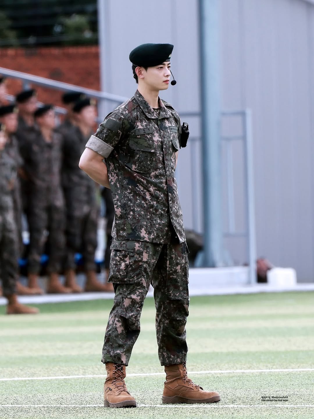 Cha Eun Woo hiện đang nhập ngũ (ảnh: X)