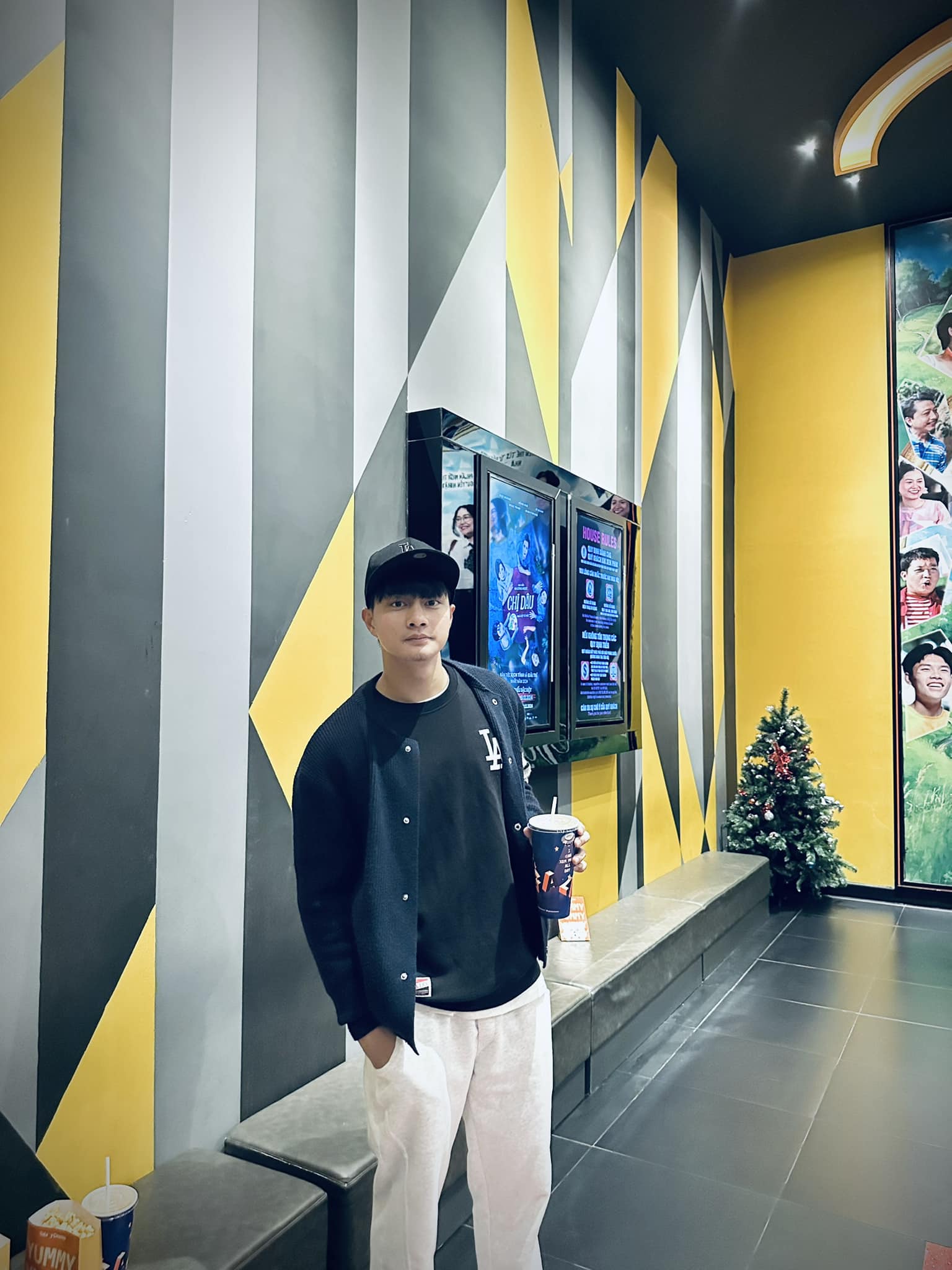 Một số hình ảnh đời thường của nam thủ môn