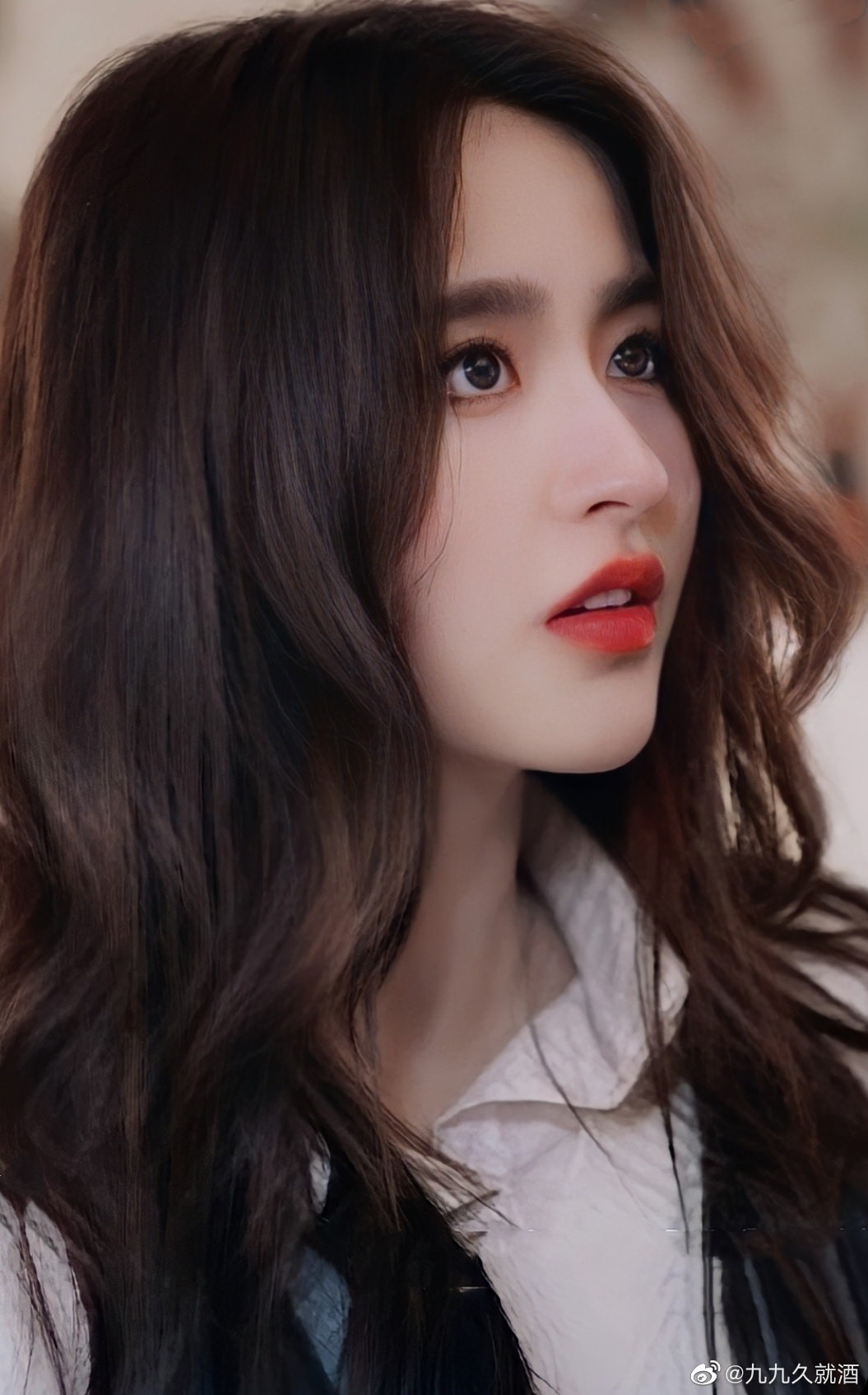 Netizen không khỏi tiếc cho đóa hoa từng nở rộ như Kim Tử Hàm (ảnh: Weibo)