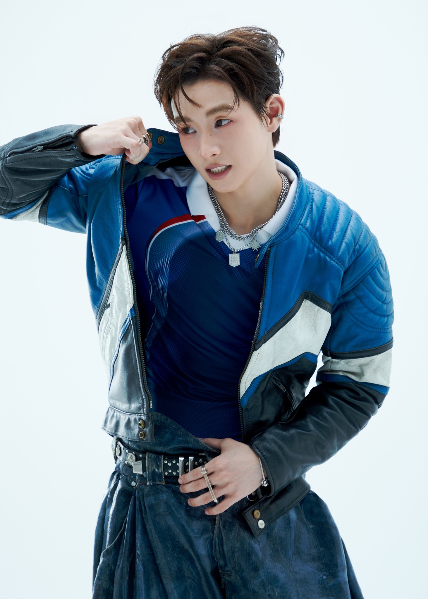 CONGB bứt phá với Anh Trai Say Hi 