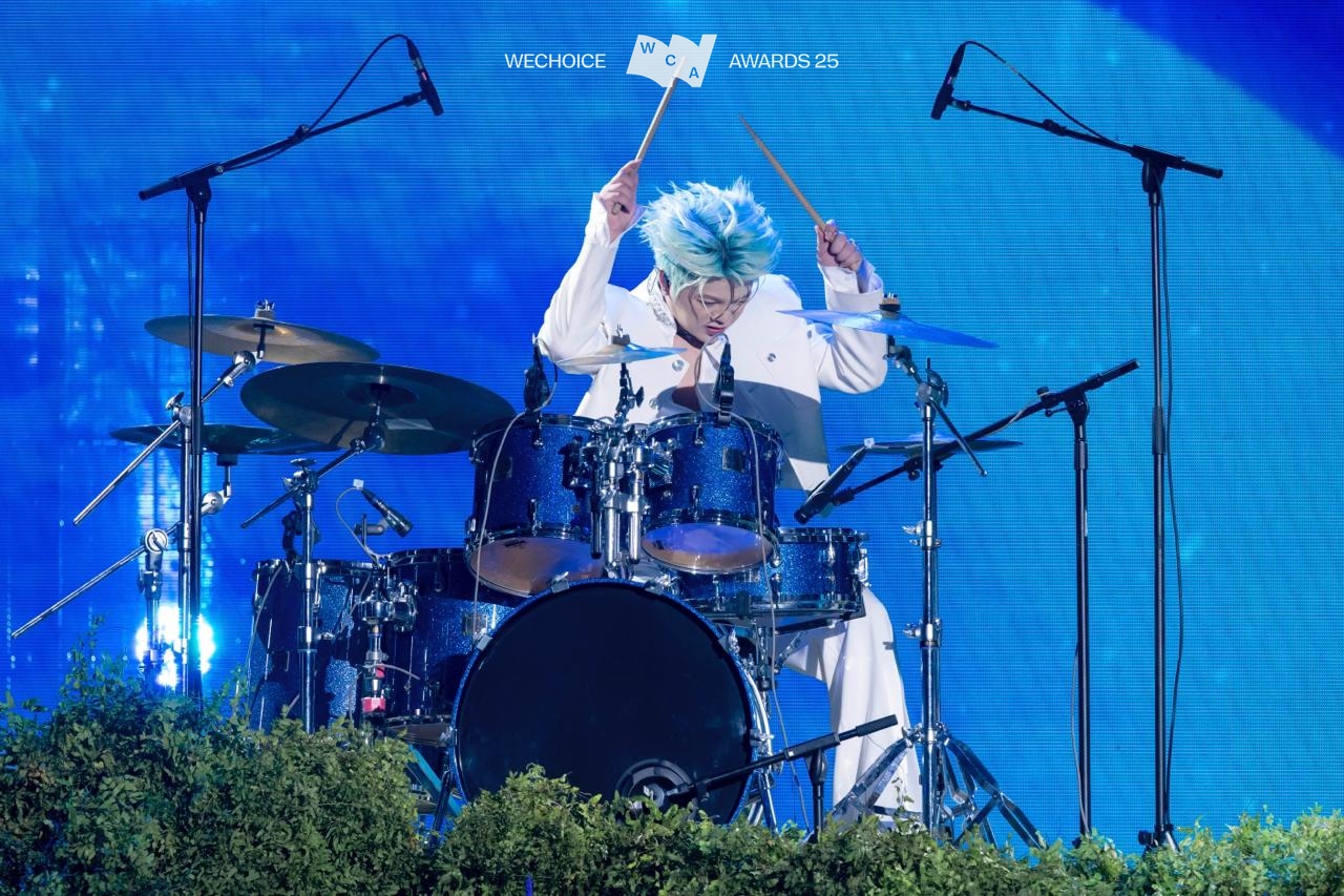 Chưa từng có tiền lệ: RHYDER và Quang Hùng MasterD tạo nên siêu phẩm collab được mong chờ nhất đêm Gala WeChoice Awards 2025