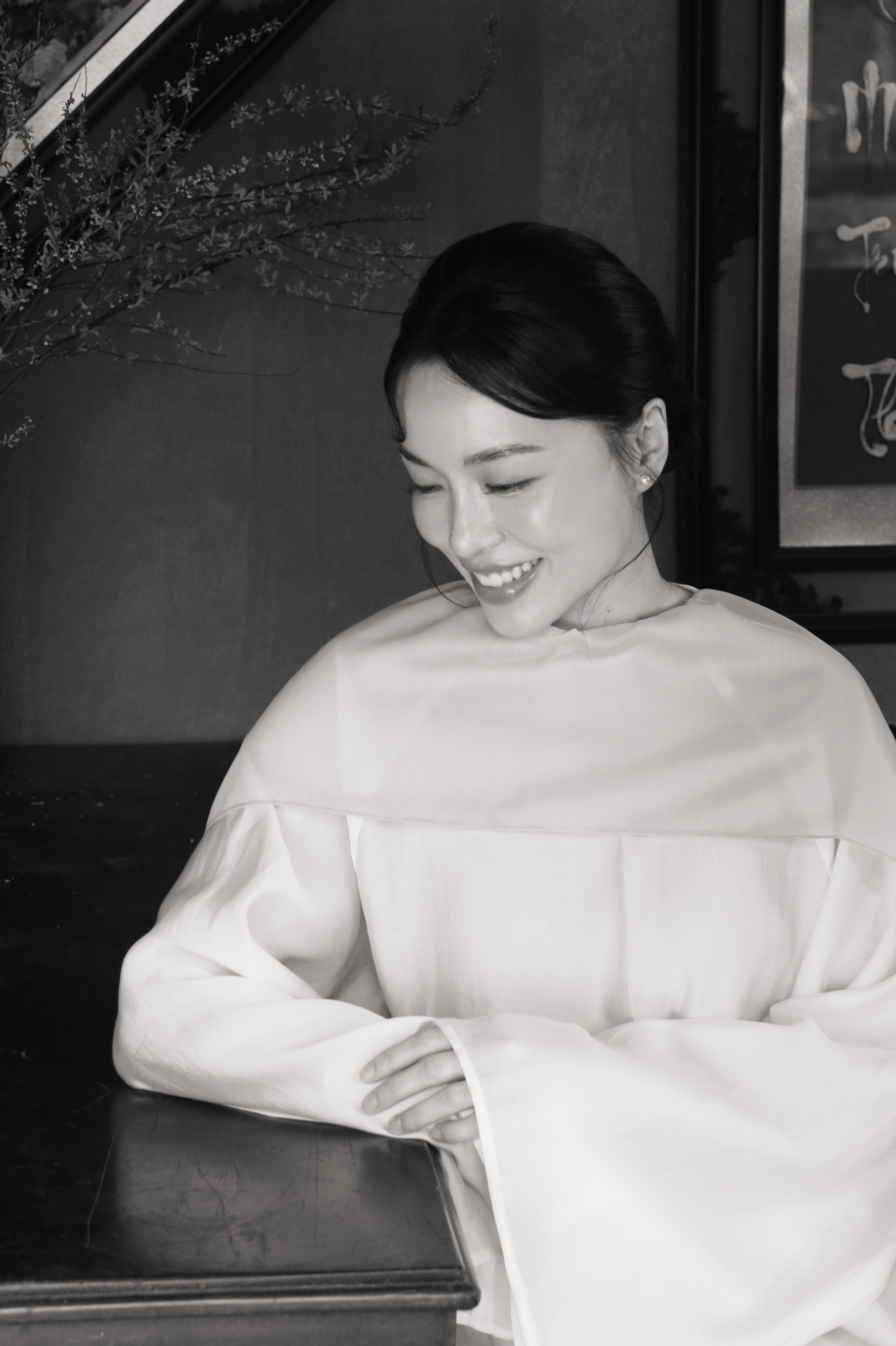  Hà Trúc: Có thời gian chỉ cần 1 câu nói của chồng và mẹ cũng làm mình bật khóc