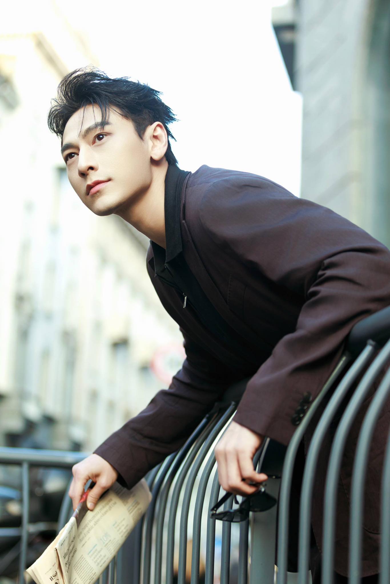  Năm 2018, Isaac xuất hiện trong danh sách 100 nam thần châu Á do trang Starmometer bình chọn (ảnh: FBNV)