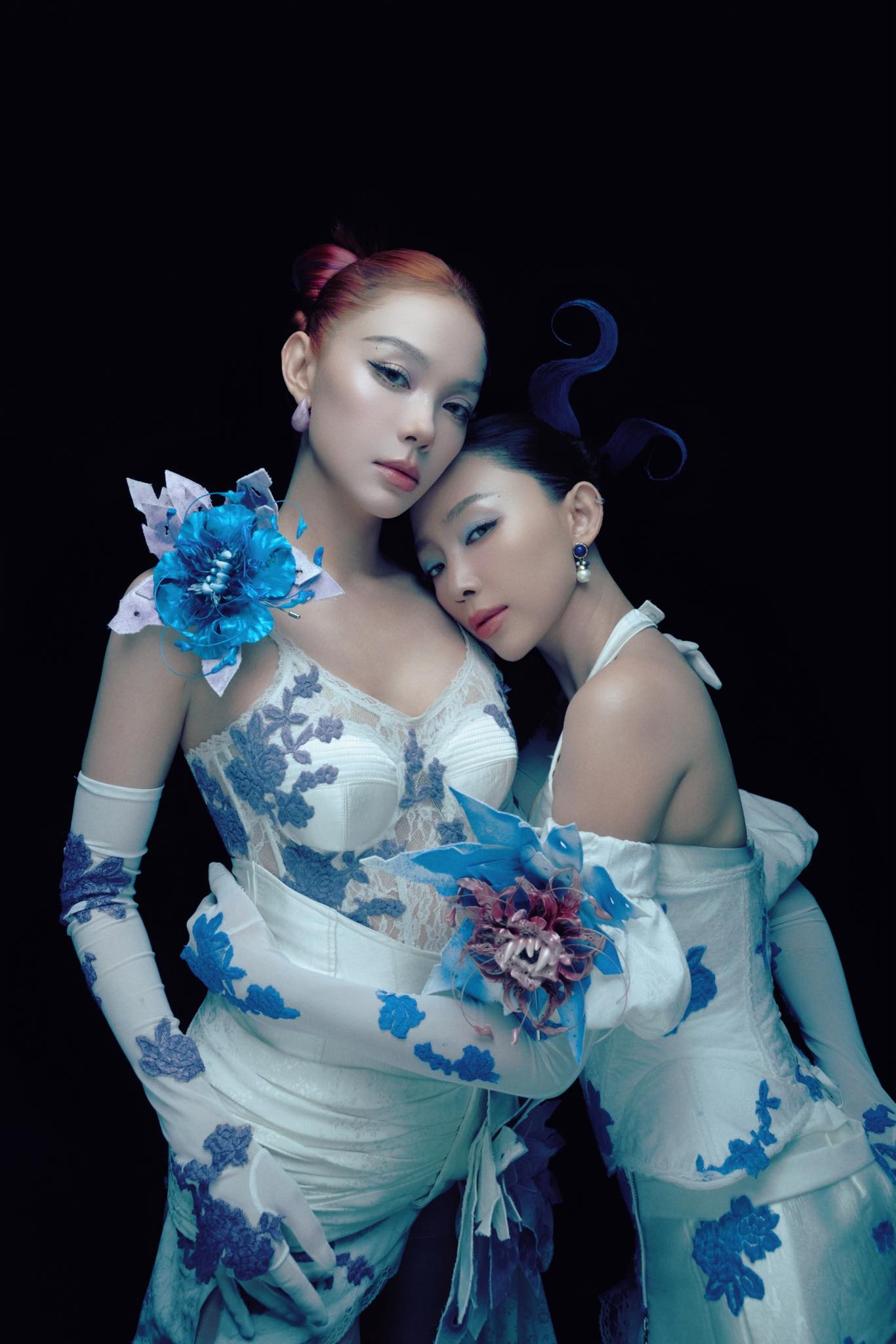 Minh Hằng và Tóc Tiên lần đầu kết hợp trong 1 MV