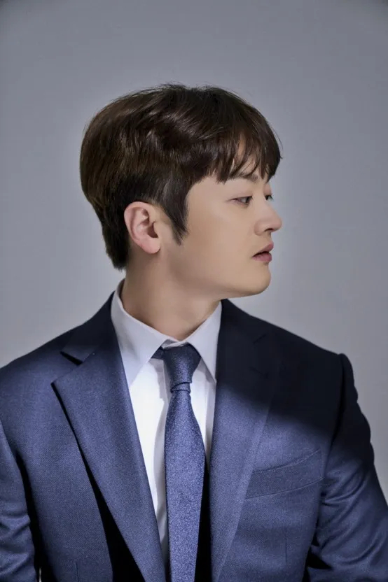 Bàng hoàng tin “anh sếp showbiz” qua đời trong sáng nay, cả dàn sao thương tiếc