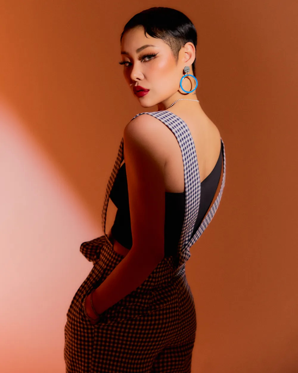 Bàng hoàng tin “anh sếp showbiz” qua đời trong sáng nay, cả dàn sao thương tiếc