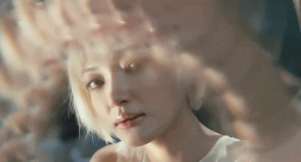 Châu Bùi chính thức cầm mic đi hát: Có Binz yểm trợ nhưng vẫn nhạt, bù lại visual 