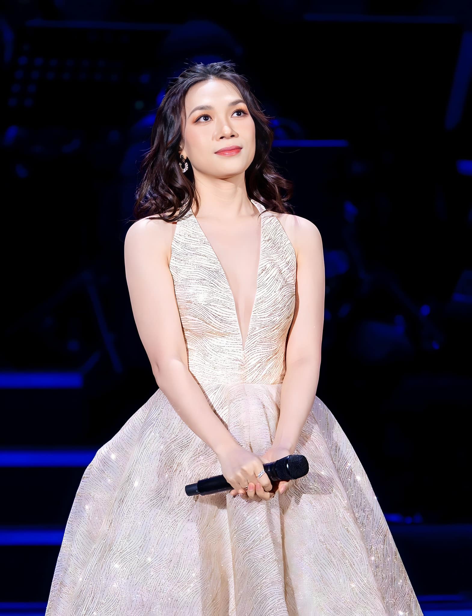 Sự nghiệp Mỹ Tâm bền bỉ qua 2 thập kỷ với những dấu mốc góp phần định hình nhạc Việt (ảnh: FBNV)