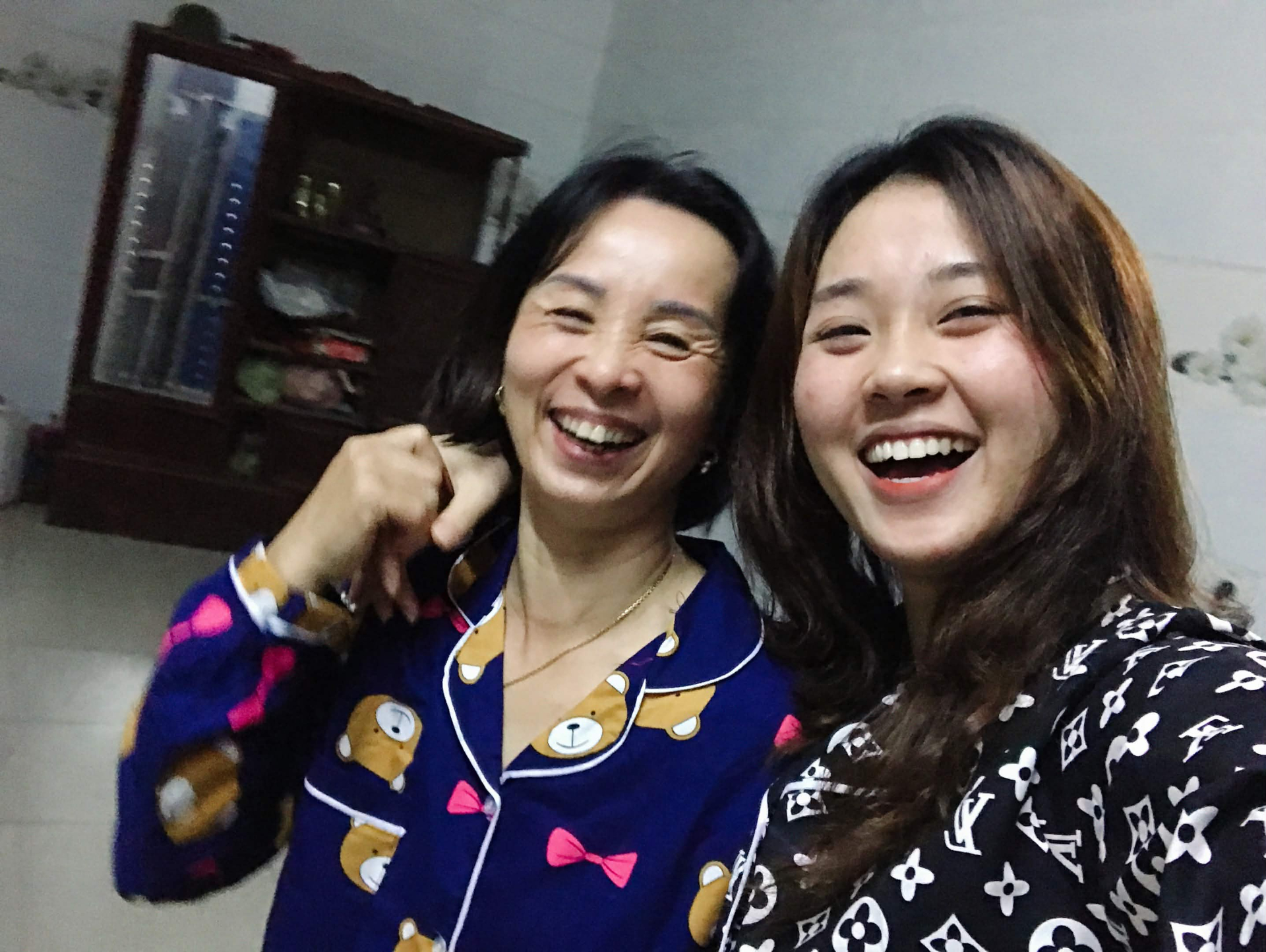 Huyền và mẹ Phượng