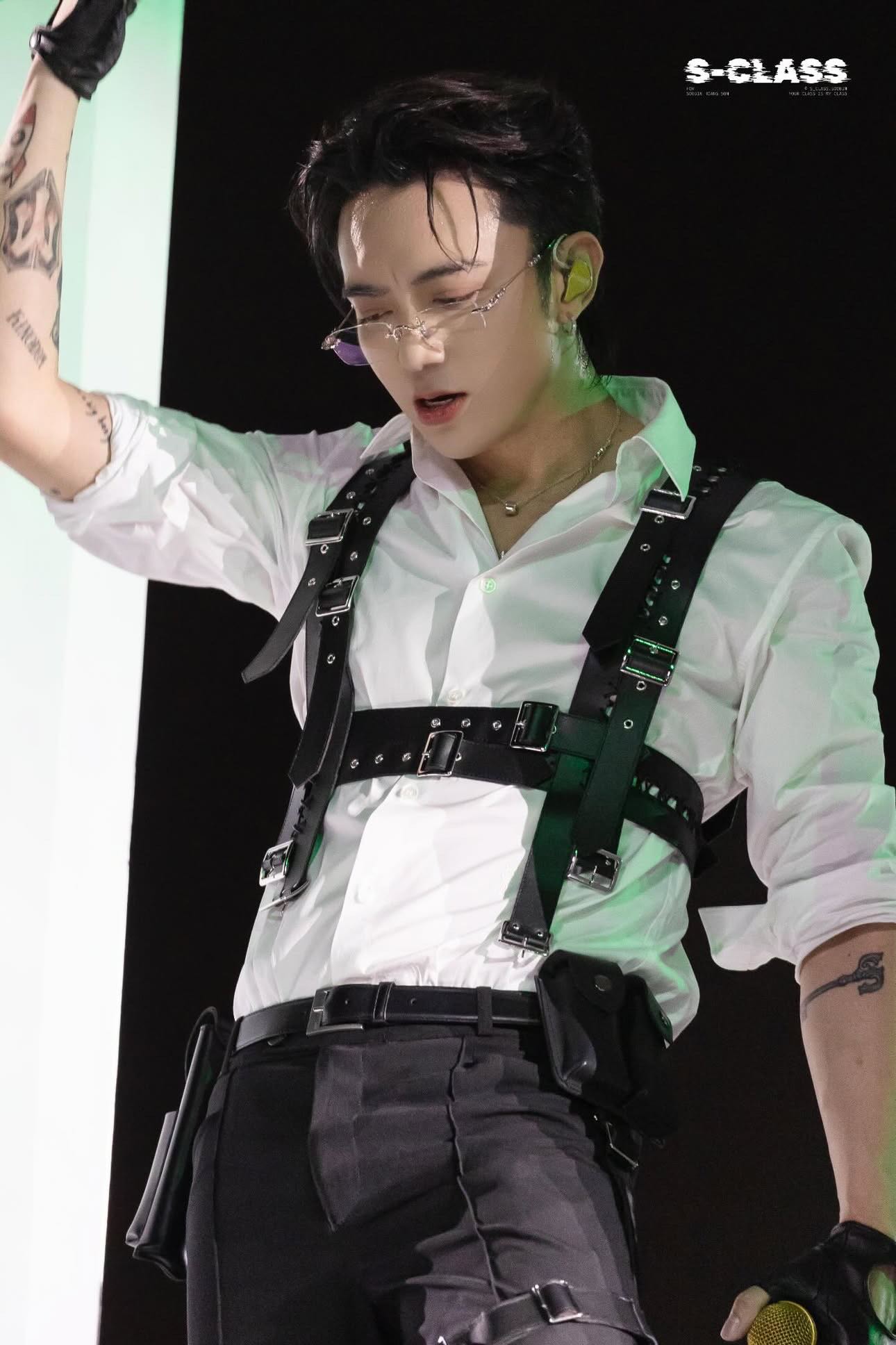 Được biết nam ca sĩ đã thực hiện phương pháp cấy tóc trong thời gian gần đây 