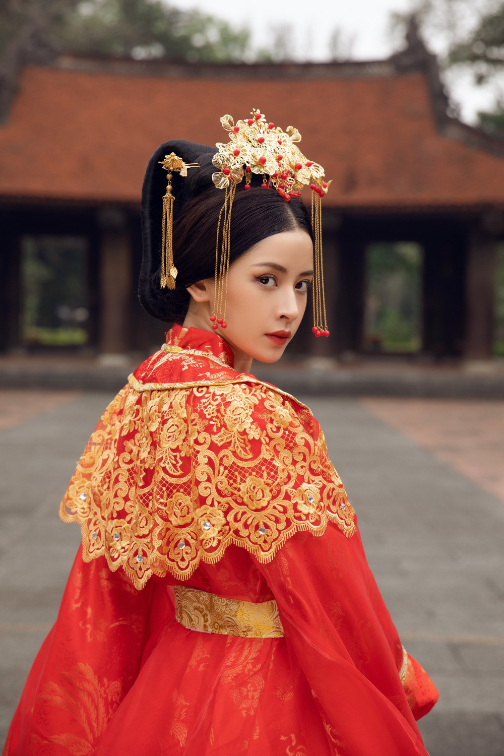 Chi Pu trong Anh Ơi Ở Lại (ảnh: FBNV)