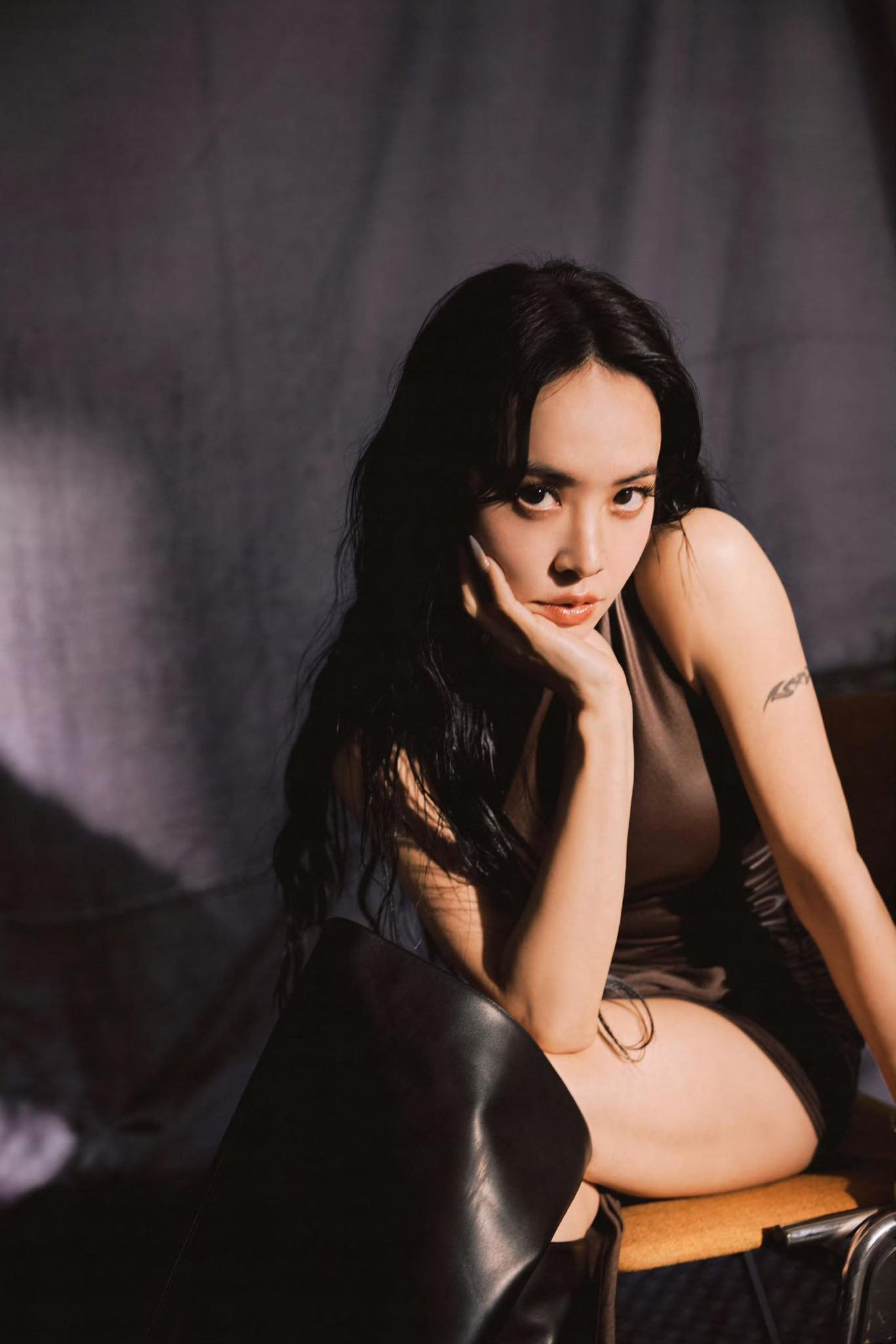 Sinh năm 1980, Thái Y Lâm bước chân vào làng giải trí từ năm 1998 và nhanh chóng trở thành một trong những biểu tượng lớn nhất của nhạc pop Hoa ngữ (ảnh: Weibo)