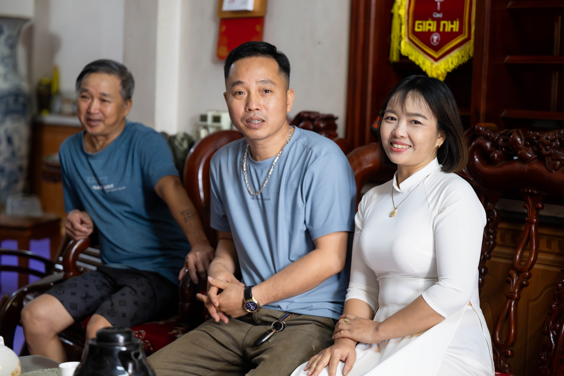 CLIP: Về Bắc Ninh thăm nhà Phương Anh (Chu Pal) trong câu chuyện “bố lái xe tải, cô gái 22 tuổi trúng tuyển Thạc sĩ Harvard”