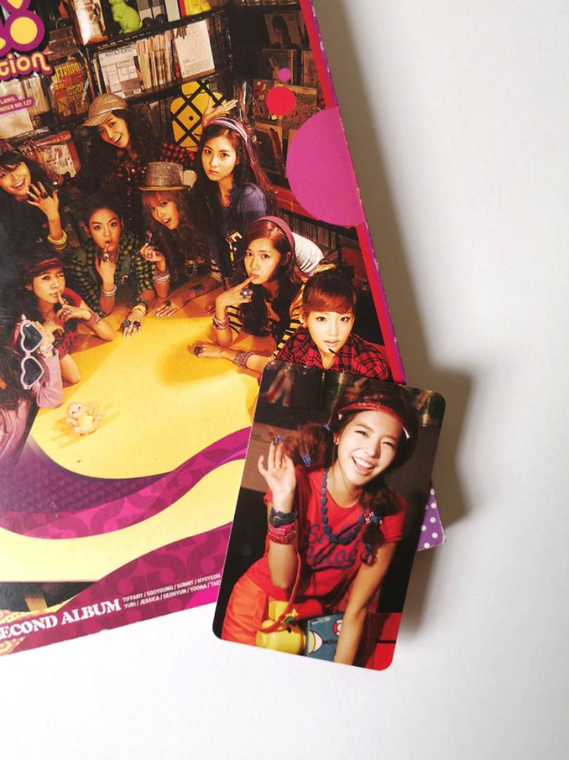 SNSD là nhóm nhạc đầu tiên phát hành card bo góc (ảnh: X)