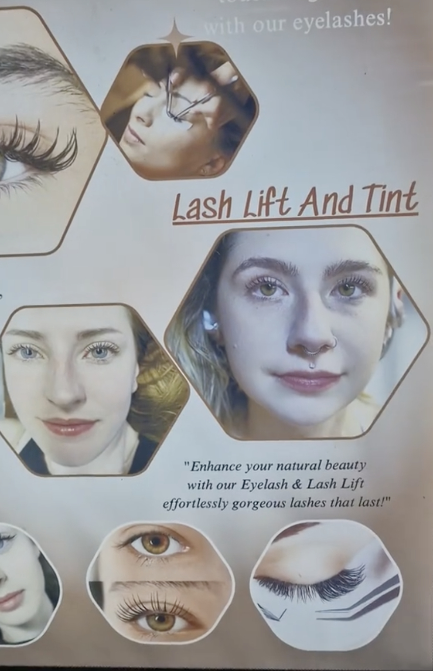 Cô gái vừa ngạc nhiên vừa bất ngờ khi mình được làm mẫu