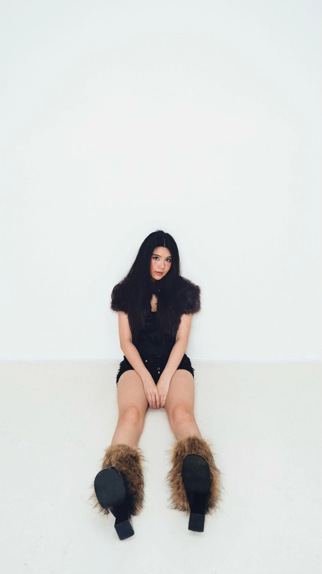 Hạt Dẻ cực peak trong loạt ảnh mới