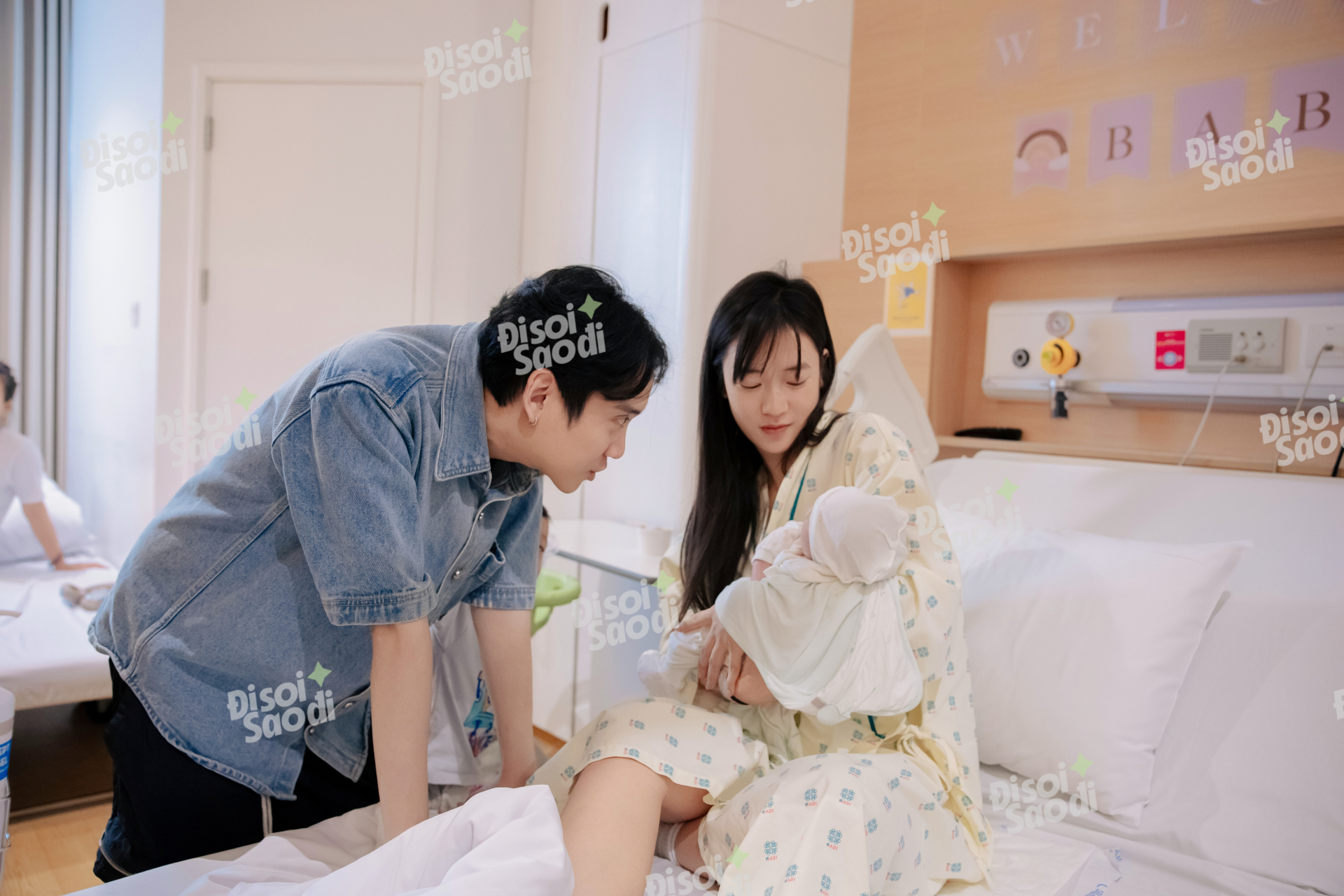 Mặc dù ít chia sẻ hơn so với 2 lần trước nhưng JustaTee vẫn đồng hành cùng Trâm Anh trong hành trình thiêng liêng này 