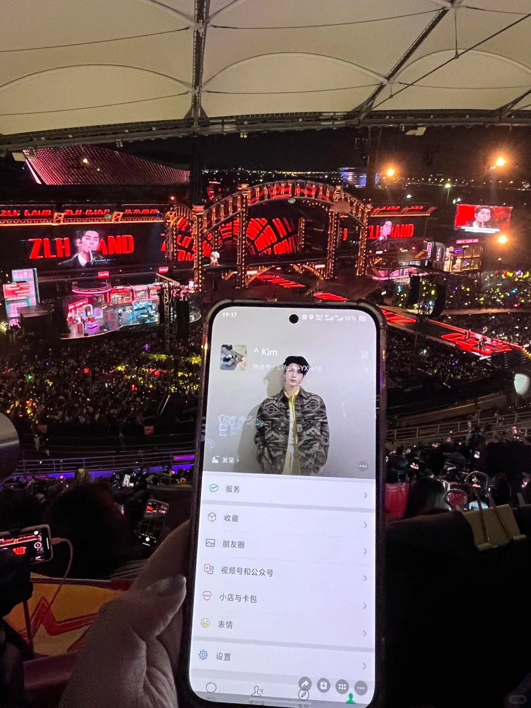 Clip đang nổi tiếng toàn cầu về dịch vụ cho người mê sống 