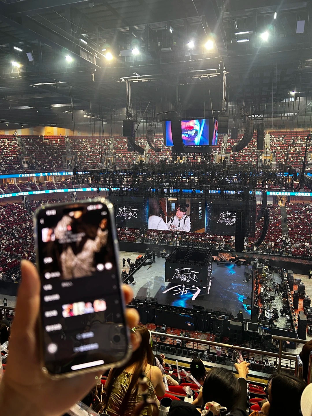 Clip đang nổi tiếng toàn cầu về dịch vụ cho người mê sống 