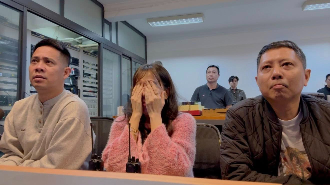 MC Diệp Chi đã vô cùng hồi hộp, có lúc phải nhắm mắt không dám nhìn