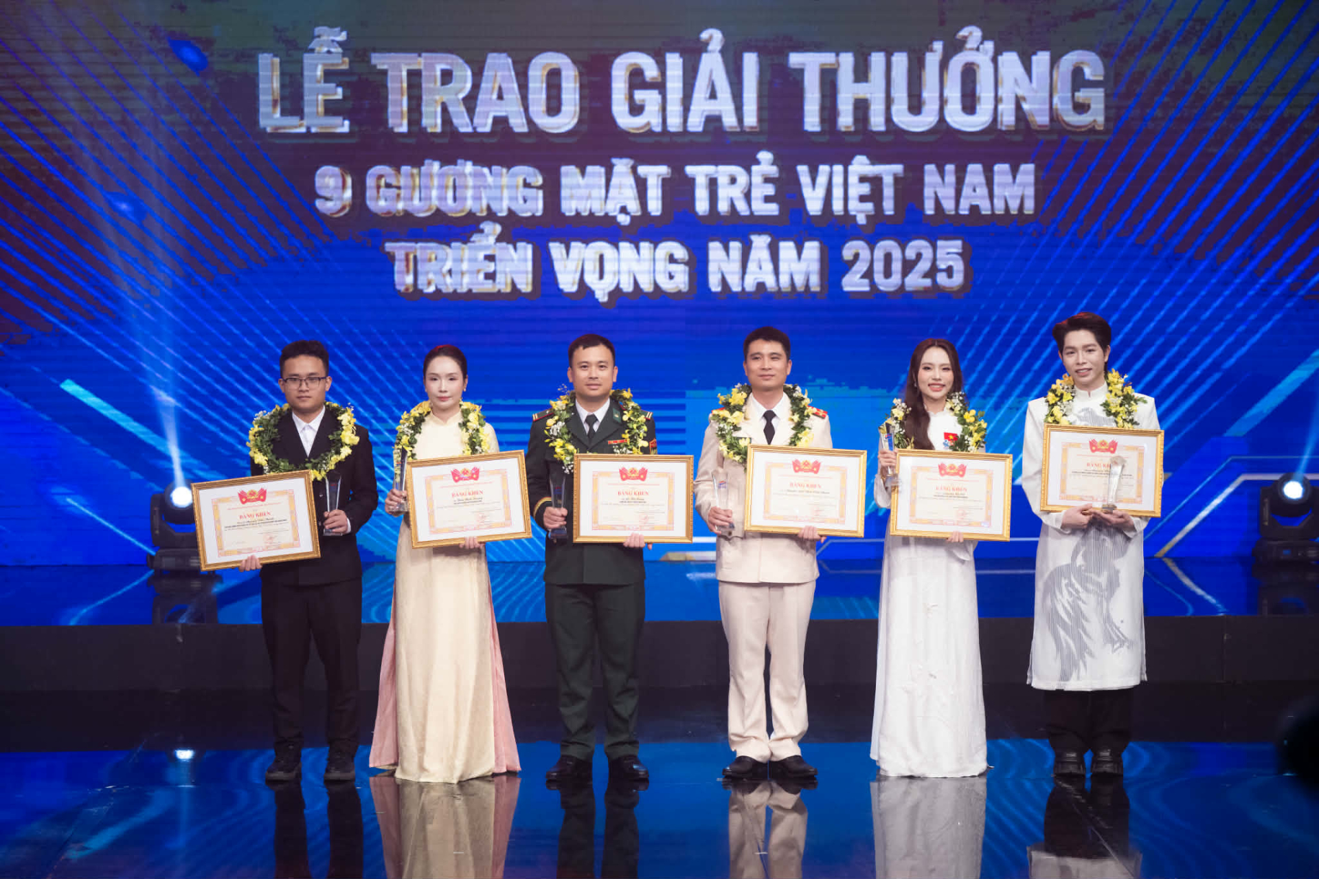 Những gương mặt trẻ Việt Nam tiêu biểu 2025 ở nhiều lĩnh vực.