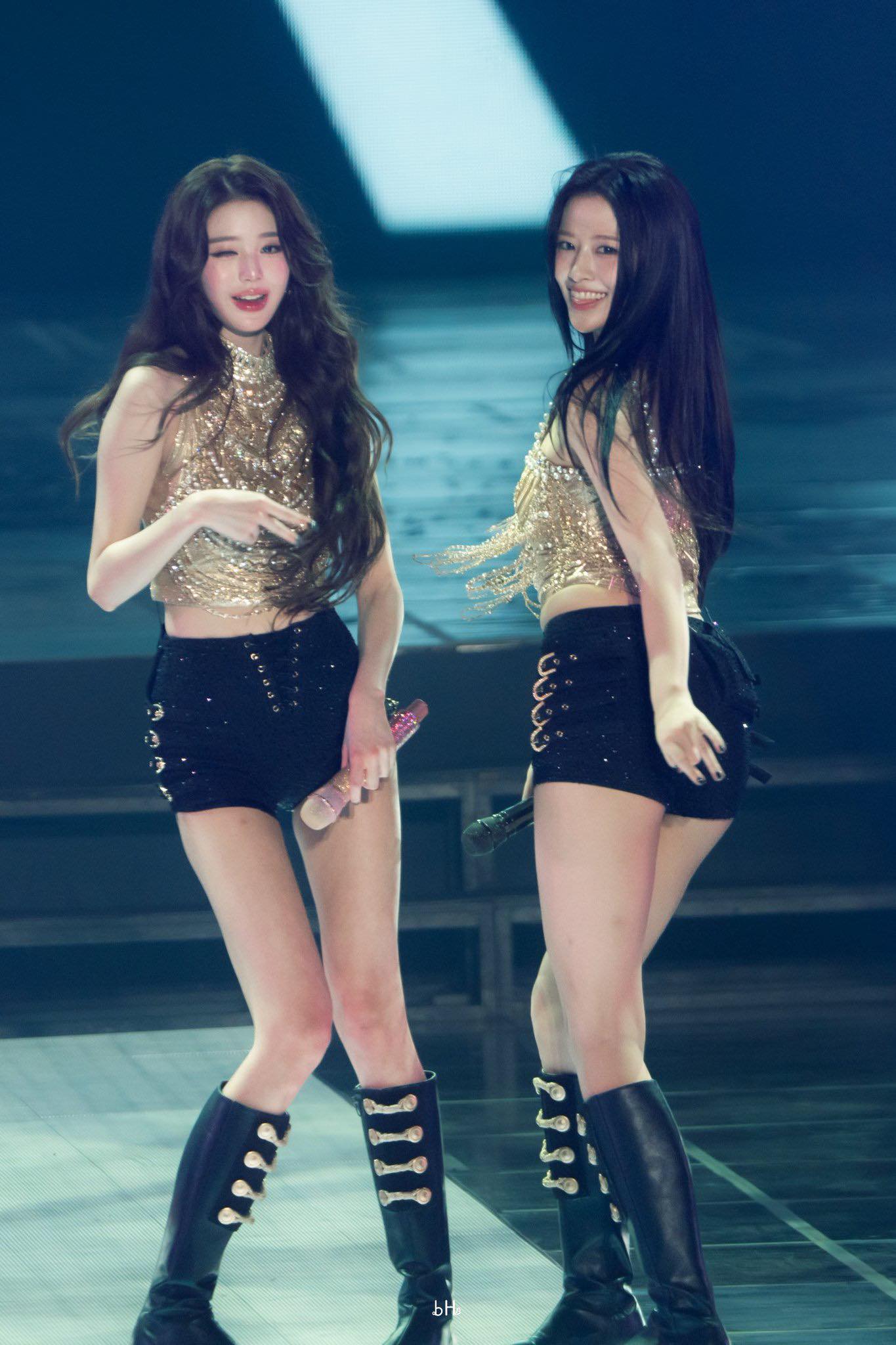 Bộ đôi hút fan của IVE, cứ đứng cạnh nhau là bùng nổ visual