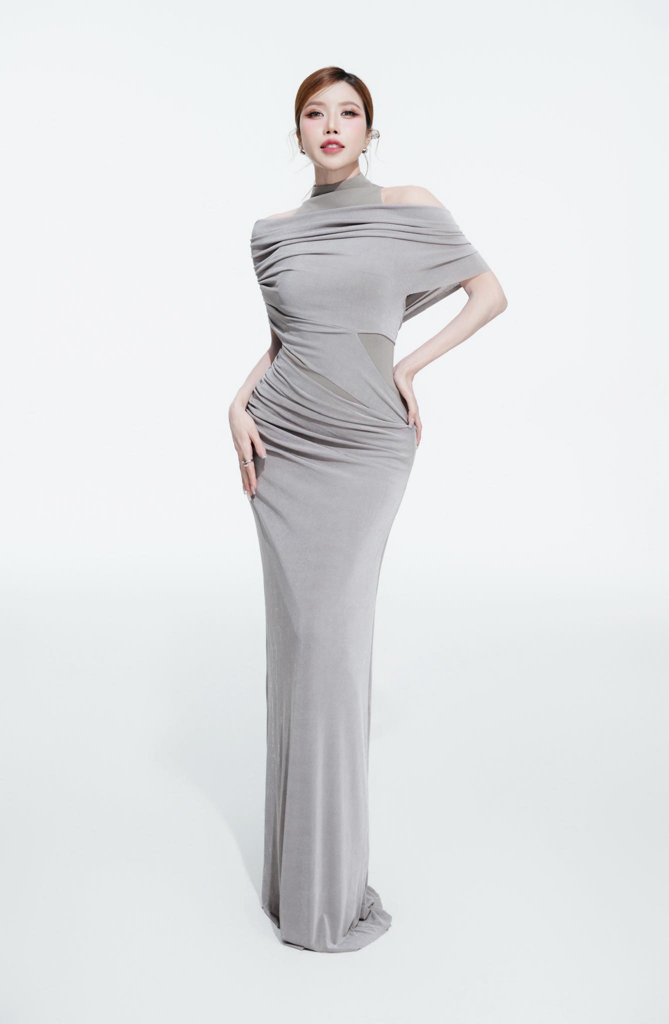 Trang Pháp chính thức xác nhận sẽ tham gia chương trình Đạp Gió phiên bản gốc tại Trung Quốc (ảnh: FBNV)