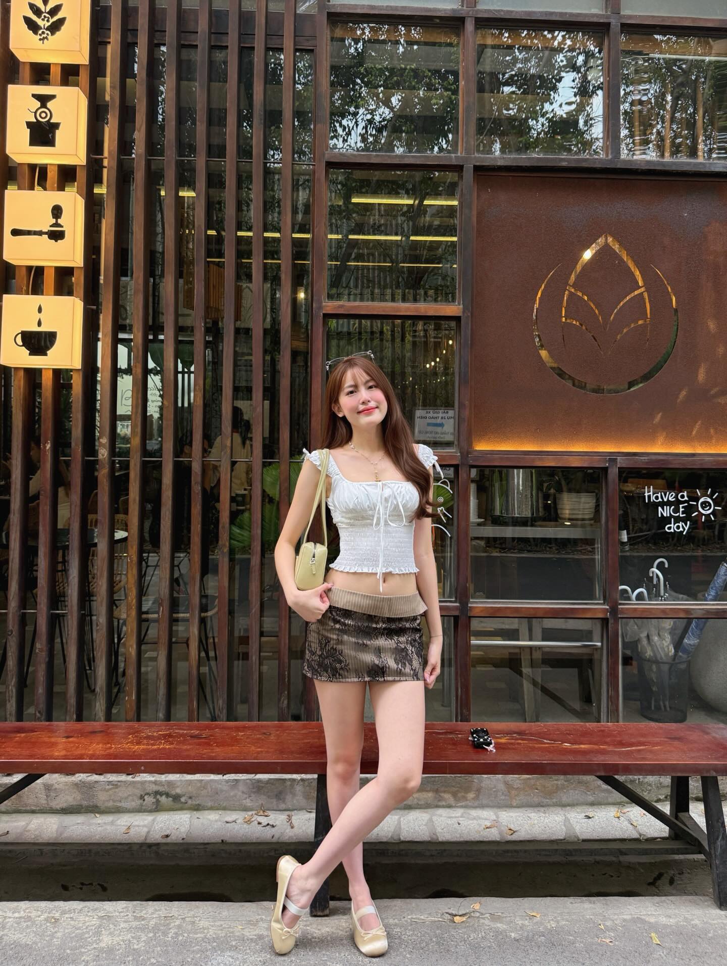 Chân dung hội nàng thơ 