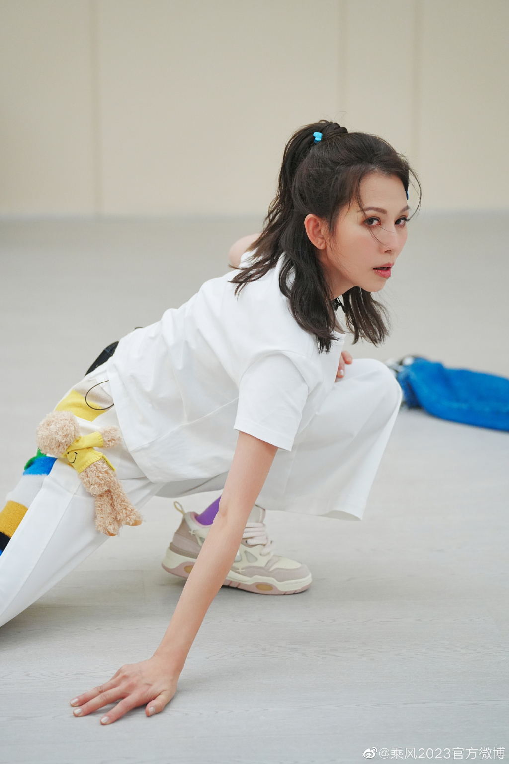 Cựu Á hậu cực kì lăn xả 