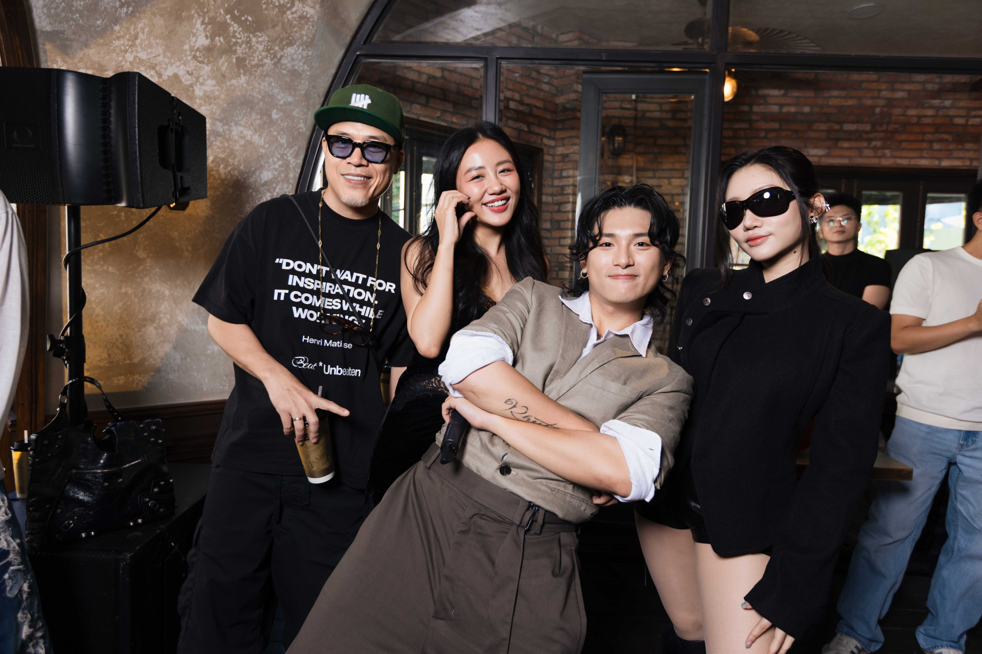 Nhạc sĩ Huy Tuấn, Văn Mai Hương, Orange