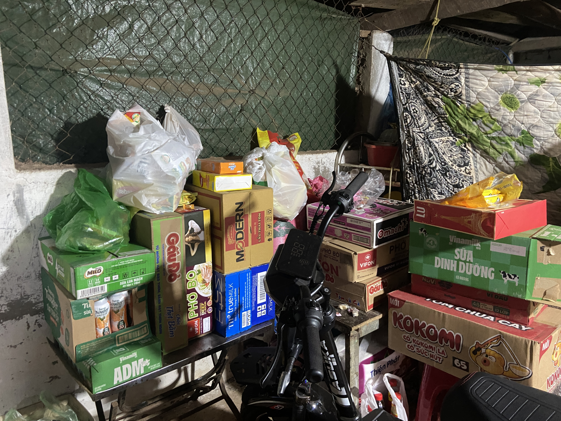 Cộng đồng mạng xúc động khi bé gái 16 tuổi nuôi 3 em ruột nhận 4,5 tỷ sau 34 giờ, xin ngừng nhận ủng hộ