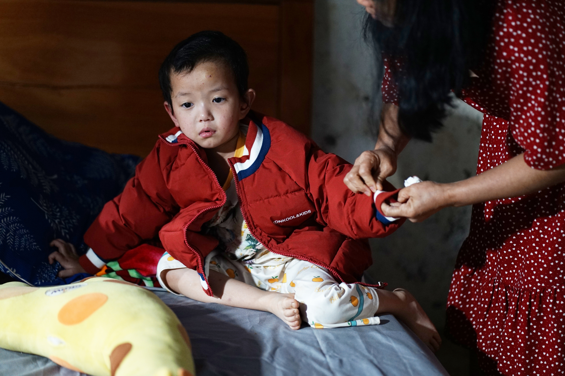 Hương và các em sẽ lớn lên trong sự yêu thương của gia đình, xã hội và cộng đồng (Ảnh: Di Anh)