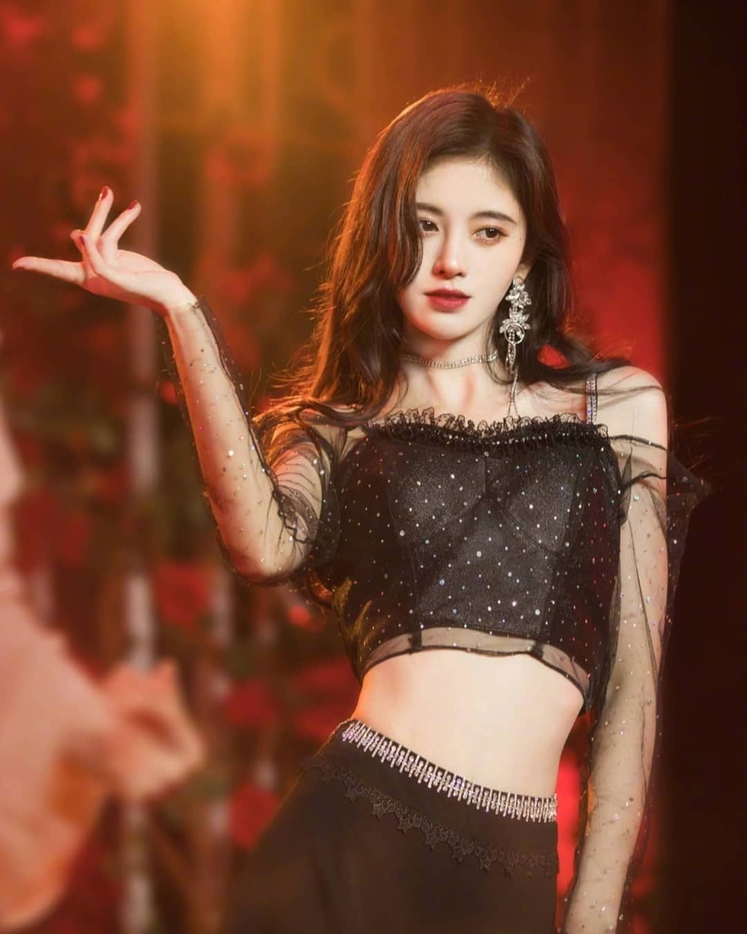 Nữ thần tượng hoạt động đa lĩnh vực