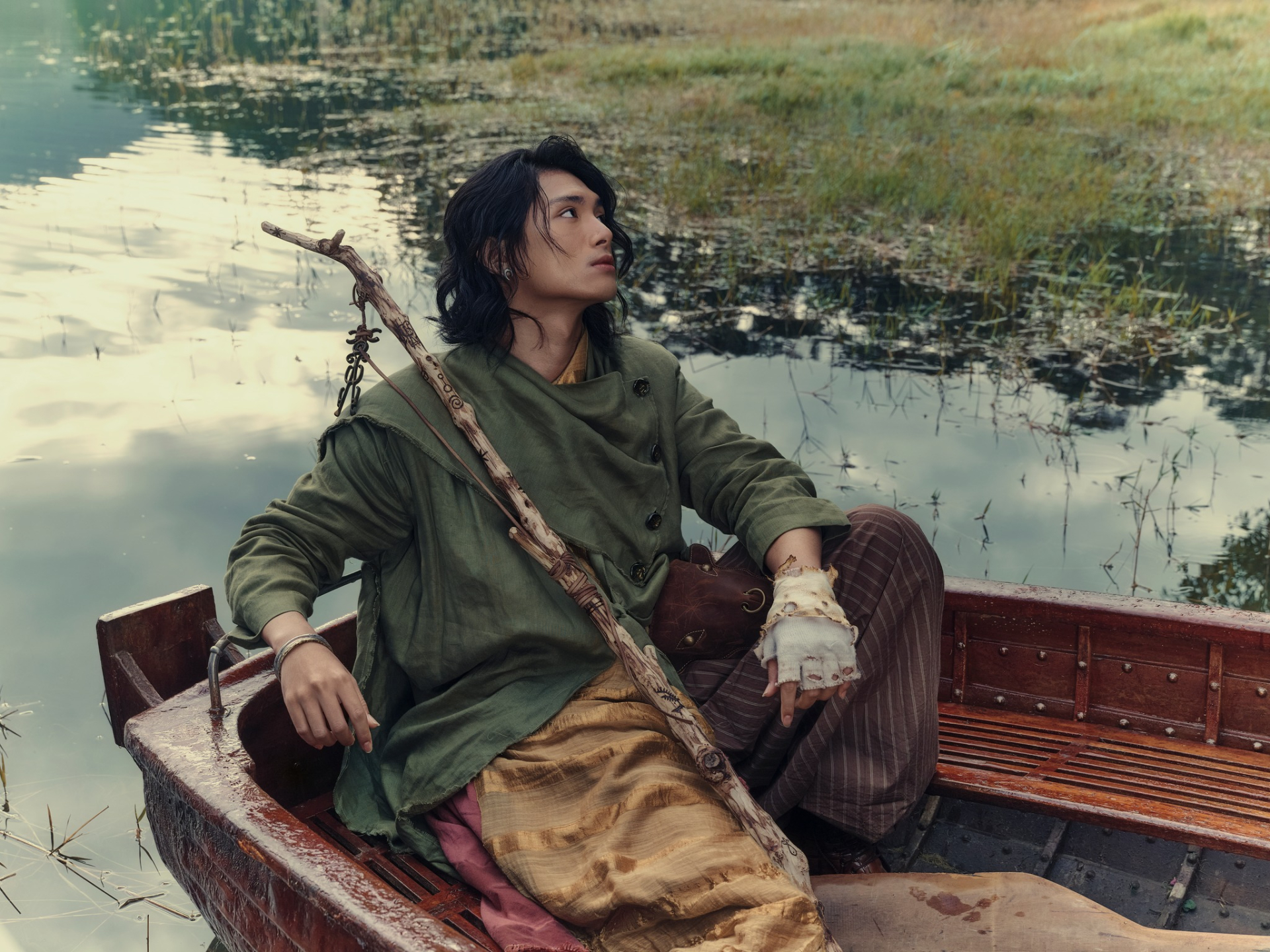  Nhiều ý kiến đánh giá ÁNH SÁNG • MÀN ĐÊM là một trong những dự án đáng chú ý nhất năm 2026, thậm chí được xem là ứng cử viên tiềm năng cho các giải thưởng cuối năm dù mới chỉ ra mắt phần đầu