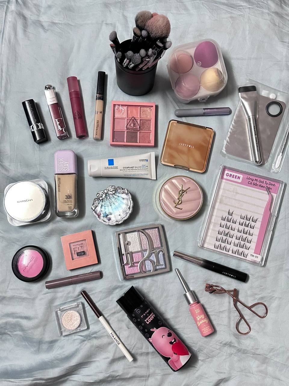 Dân văn phòng đổ xô đi học makeup cá nhân để đẹp như 