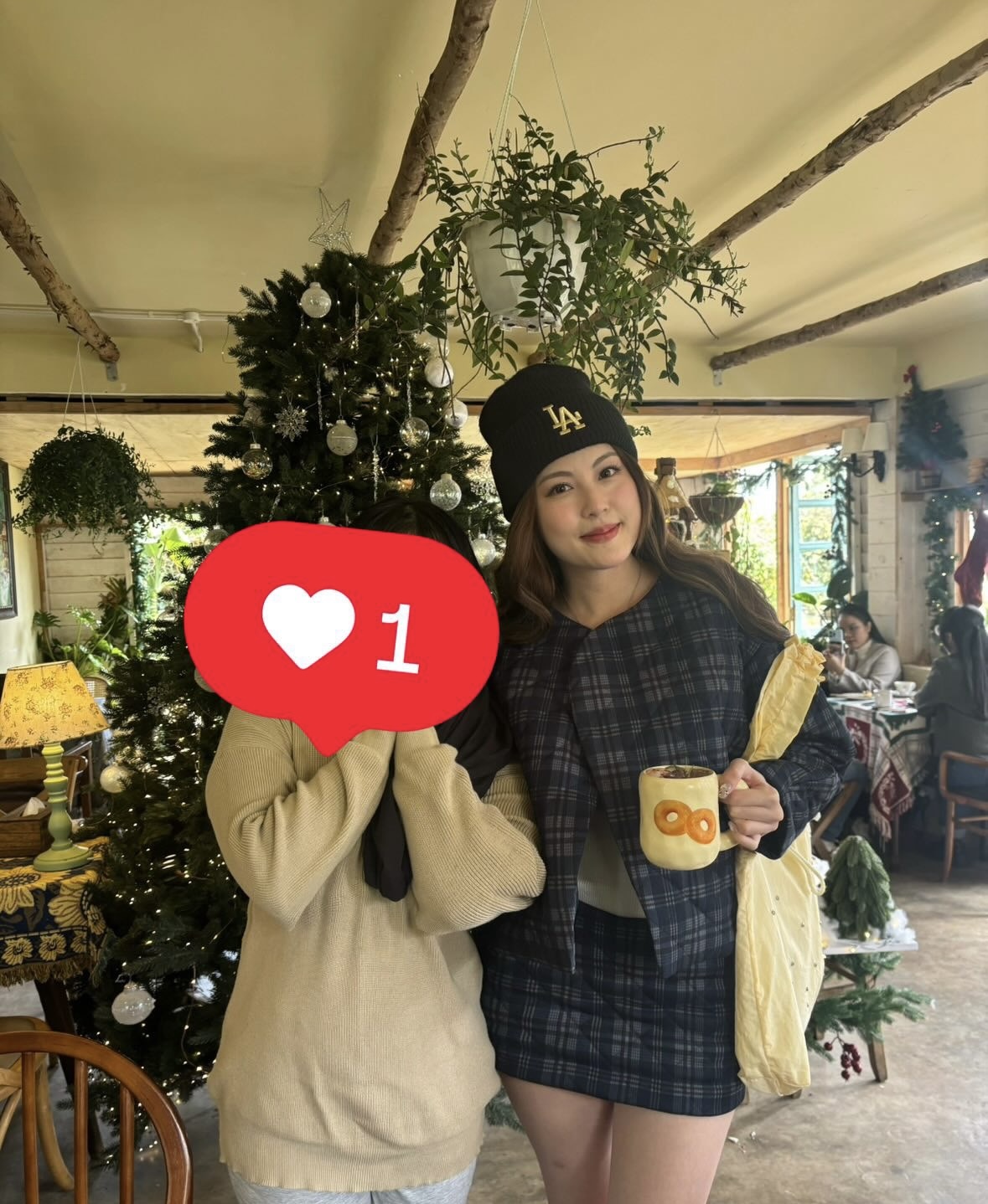 Tăng Mỹ Hàn khi chụp cùng 