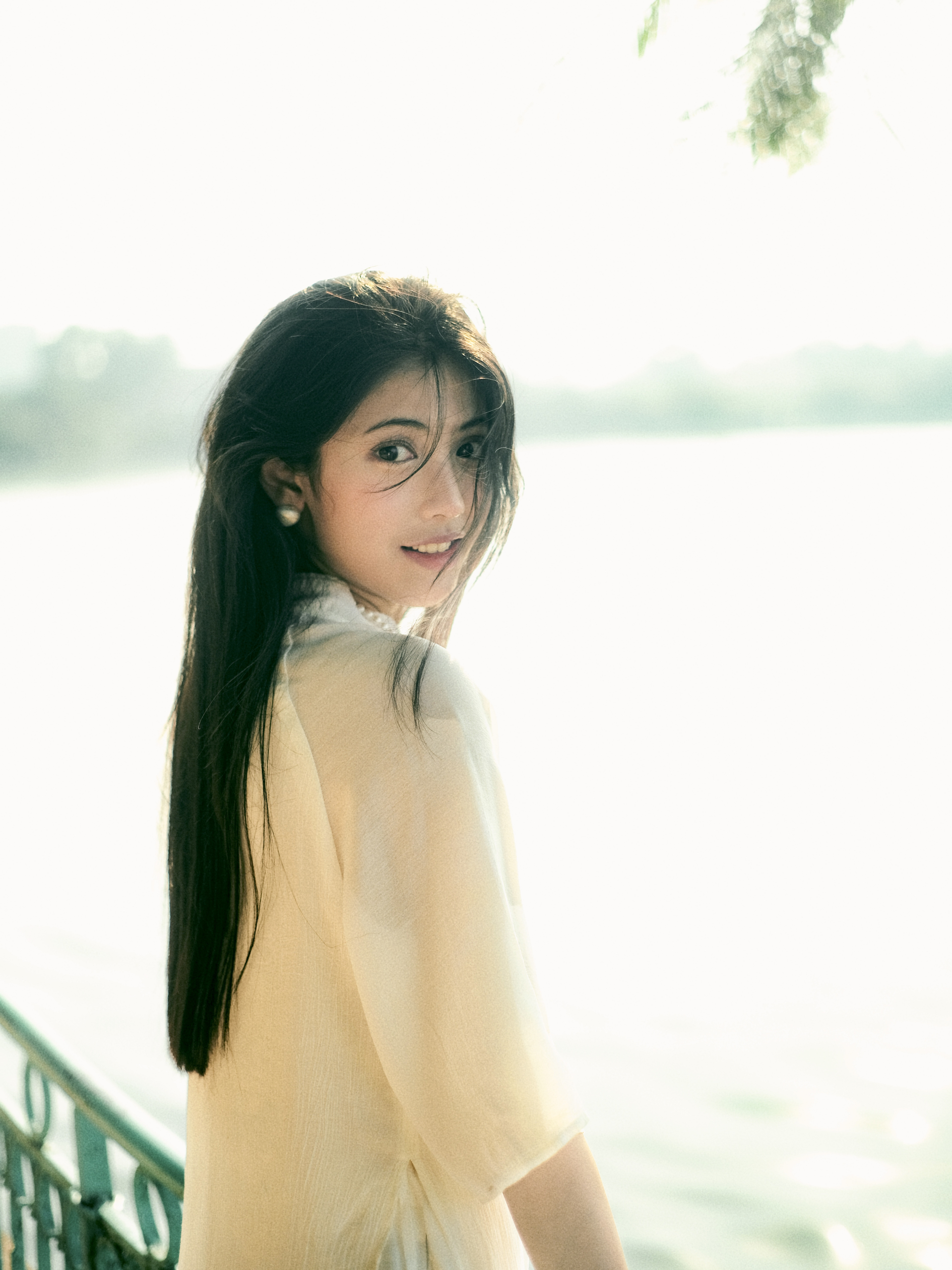 Cô gái nổi tiếng với bộ ảnh chụp ở công viên Thống Nhất: Mình không cố để trông cổ điển