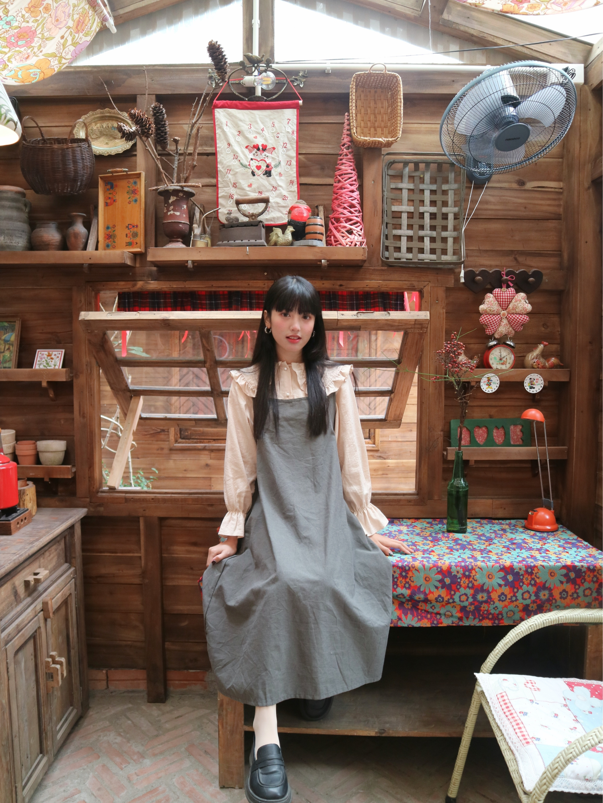 Cô gái nổi tiếng với bộ ảnh chụp ở công viên Thống Nhất: Mình không cố để trông cổ điển