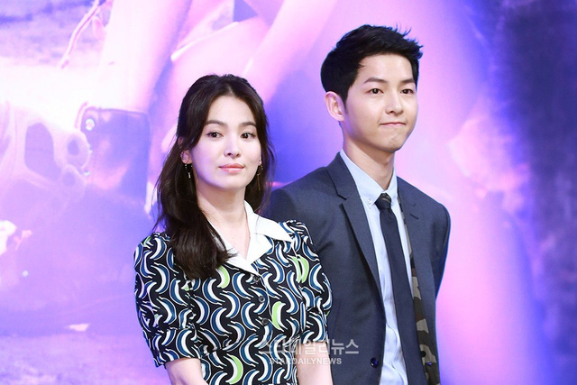 Song Joong Ki lộ diện giữa lúc hot lại chuyện ly hôn Song Hye Kyo, thái độ gây chú ý