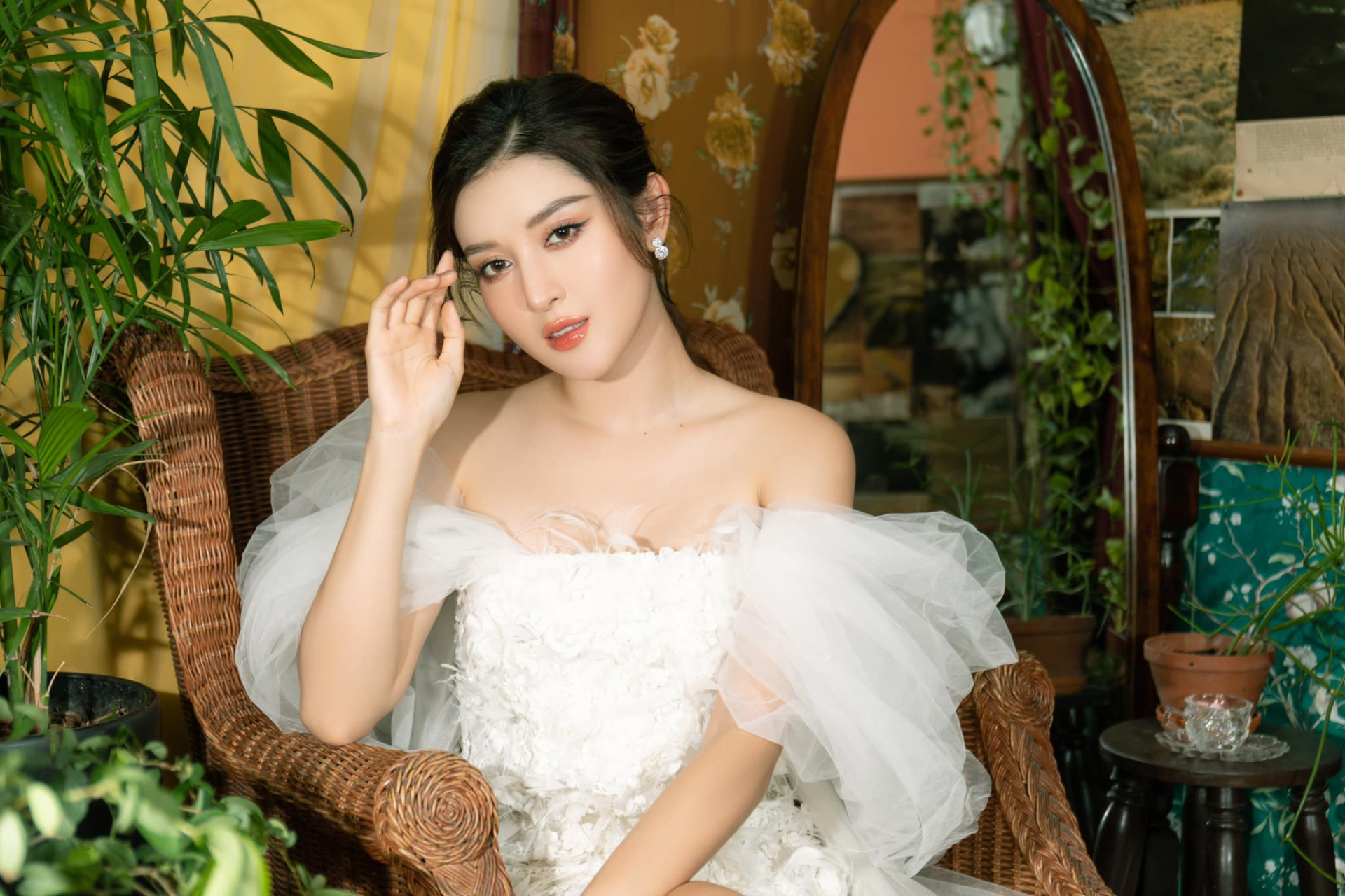 Huyền My khẳng định bán đồ để gọn gàng vì nhà không còn chổ để chứ không quan trọng tiền nong 