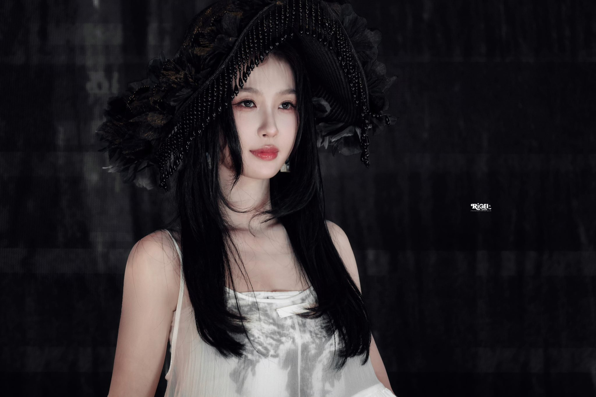 Mới đây, Ngu Thư Hân tổ chức fanmeeting với đông đảo người tham dự