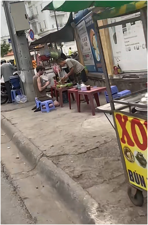 Khoảnh khắc này nhanh chóng nhận về nhiều sự quan tâm. 