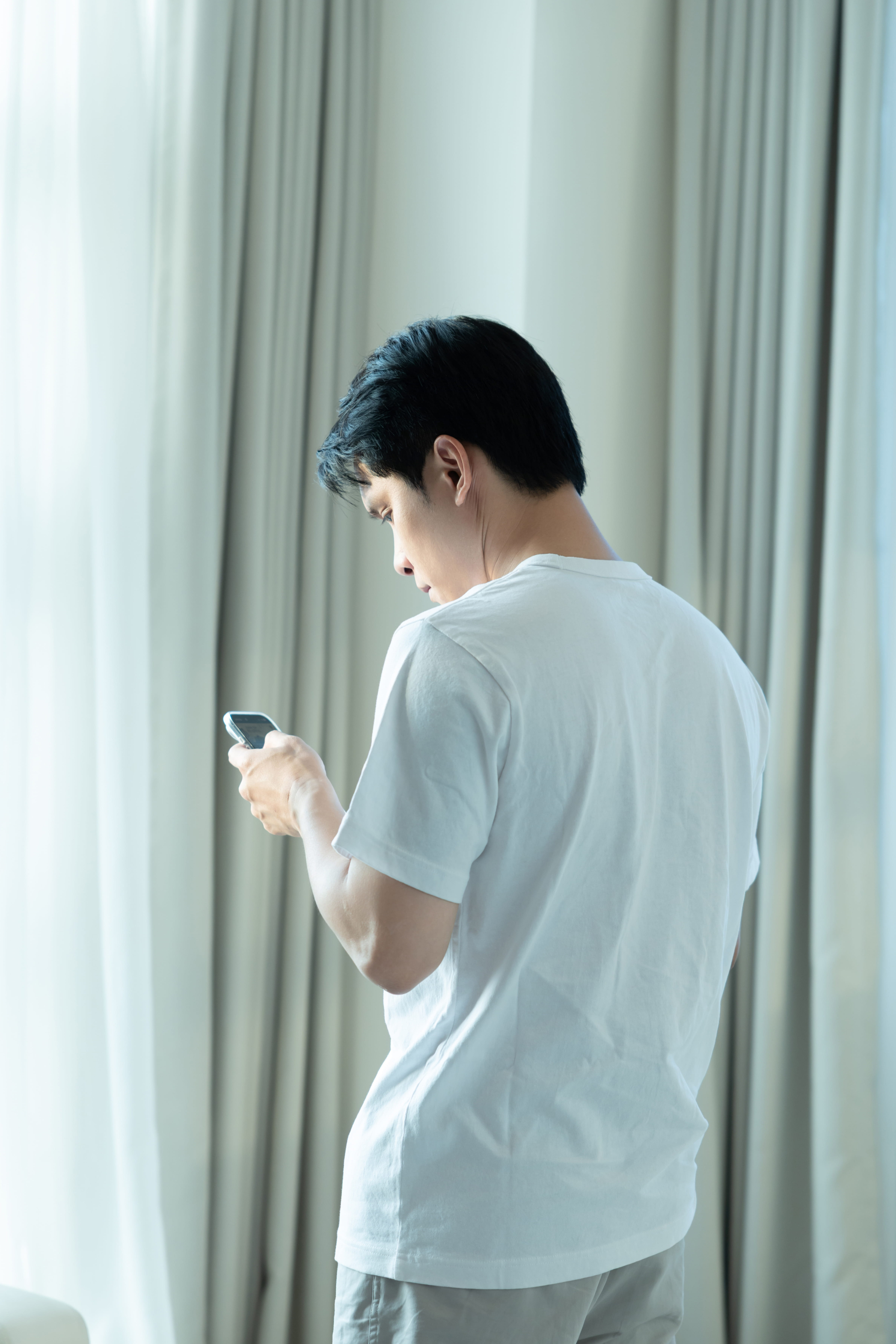 Doanh nhân Phát Nguyễn lo lắng cho vợ 