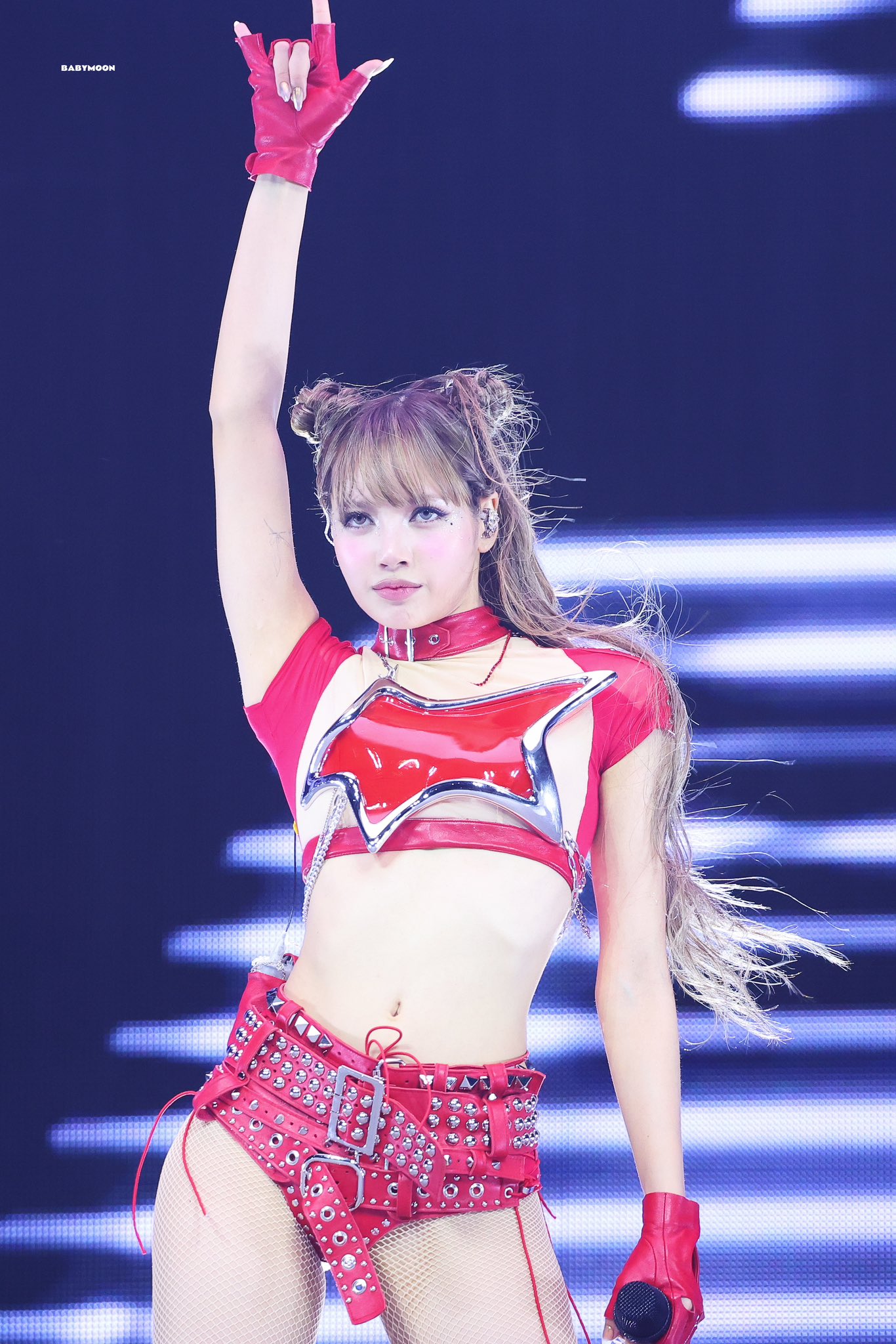 Lisa được săn đón ở các sự kiện hàng đầu thế giới (ảnh: X)