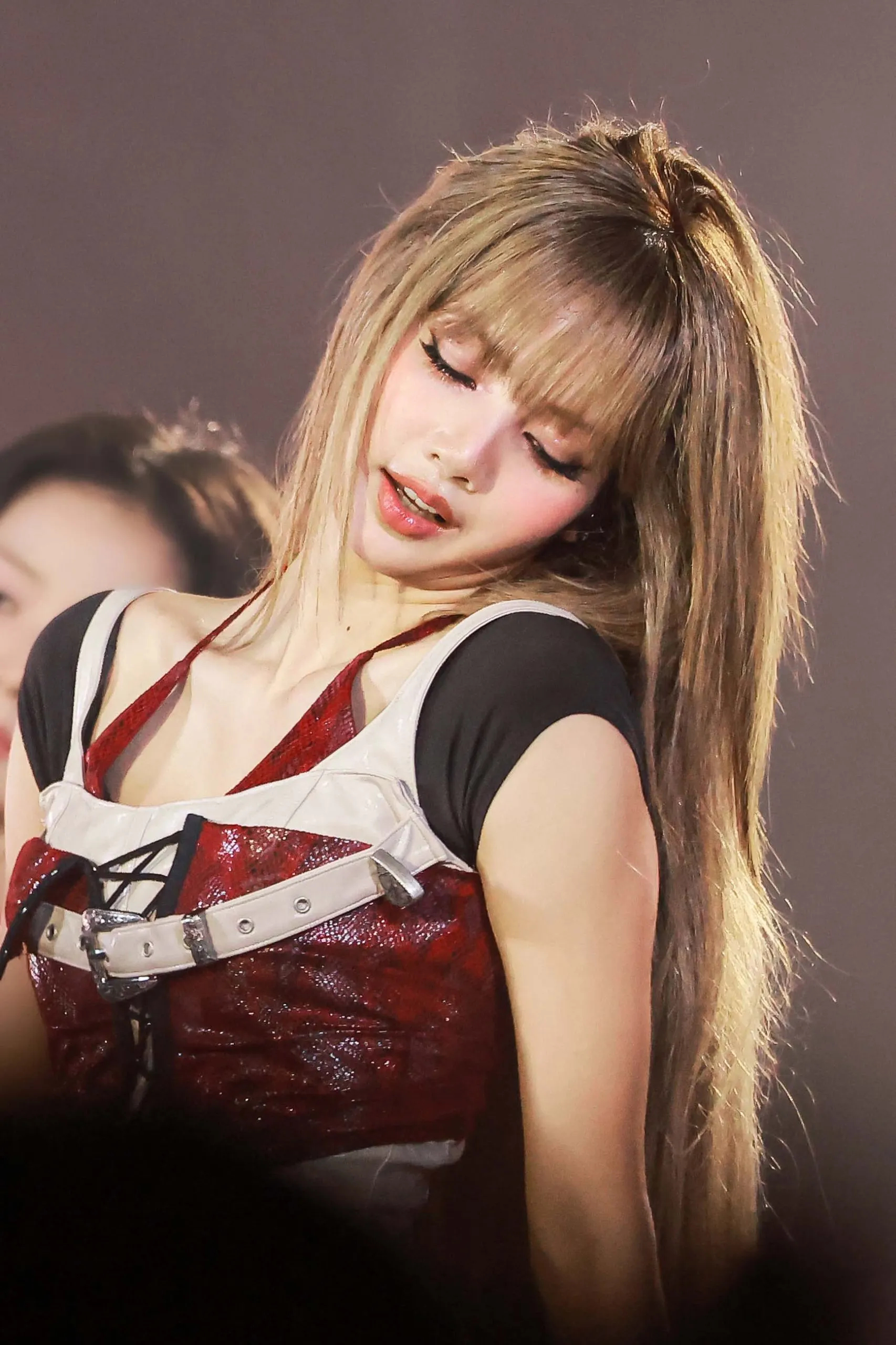 Lisa là em út toàn cầu của BLACKPINK (ảnh: X)